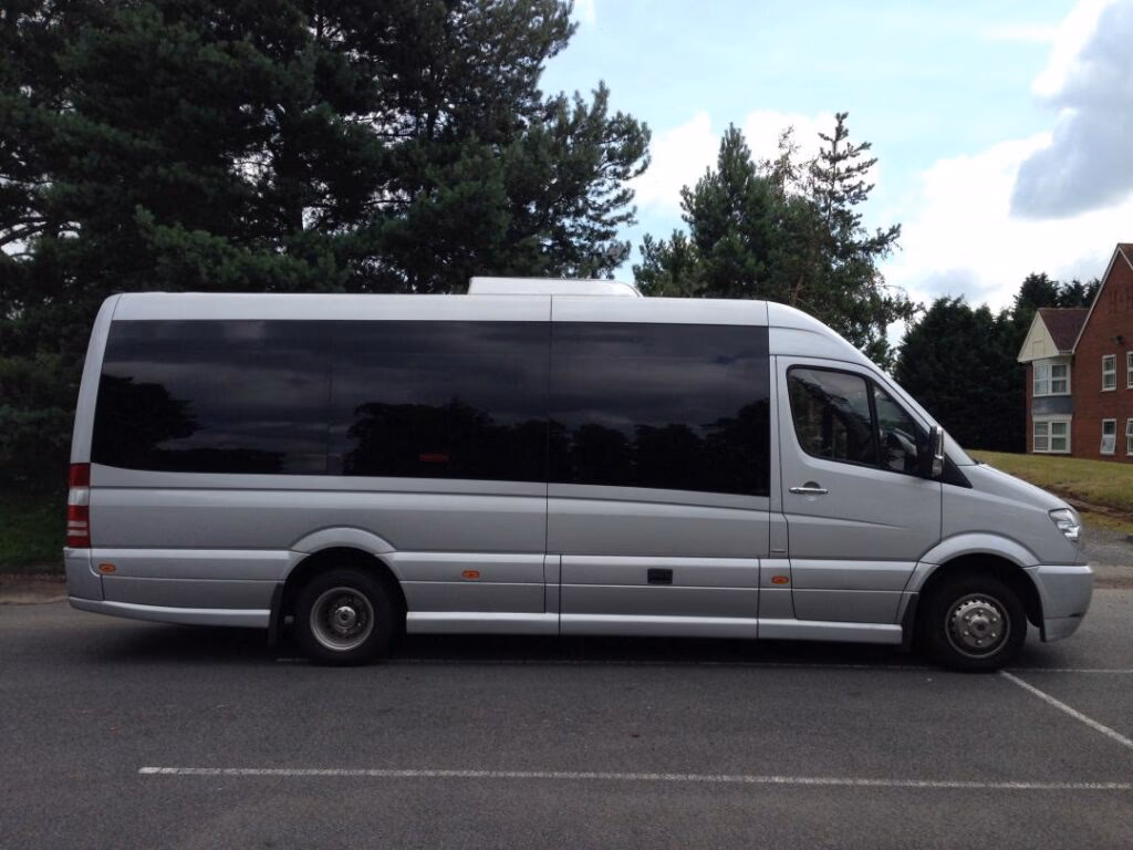 Where can I book a minibus in Leicester?