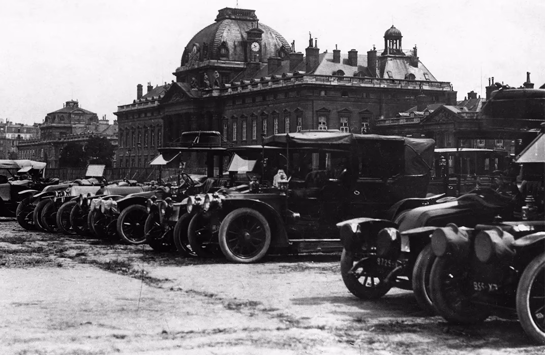 When was the first motorised taxi invented?