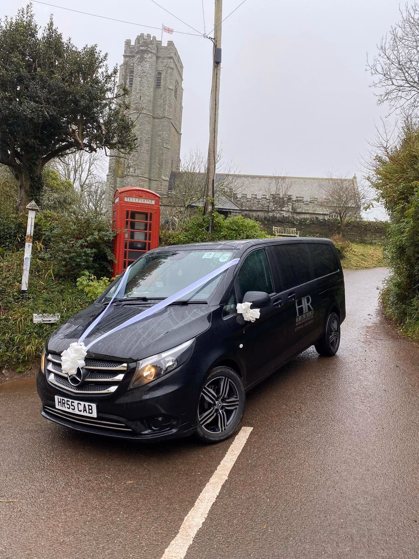 Who is Towlers taxi?