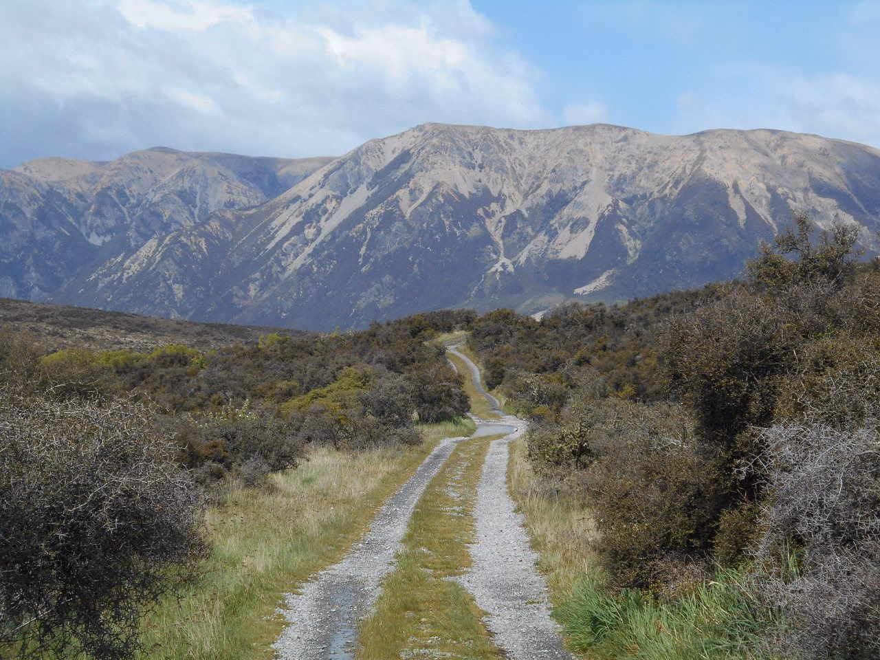 Who are 24/7 taxis Helston?