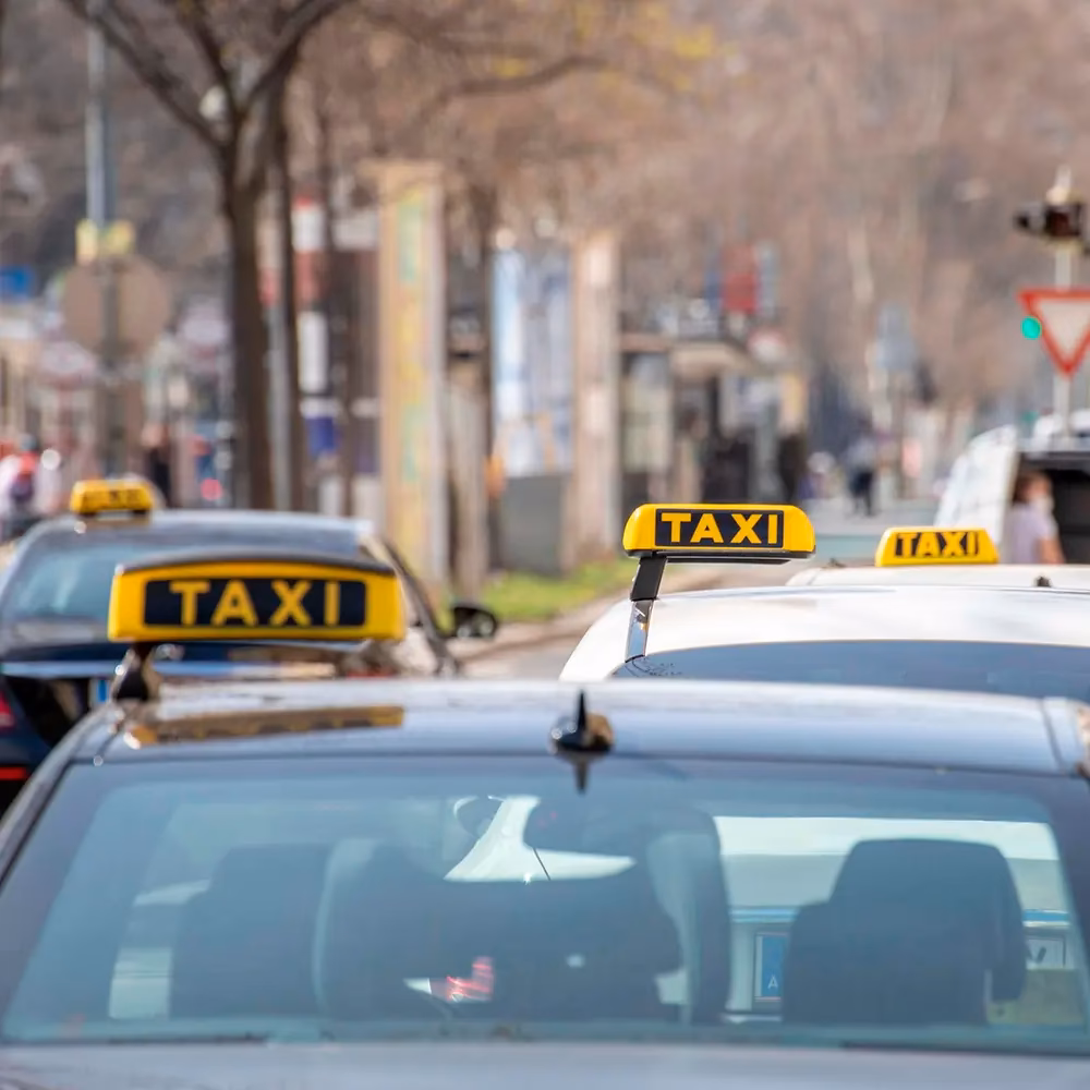 Who are links cabs Carnoustie?