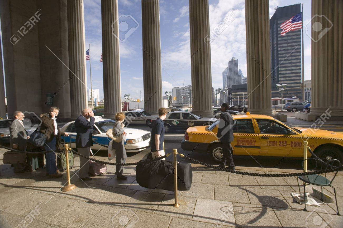 Where to eat at 30th Street station in Philadelphia?