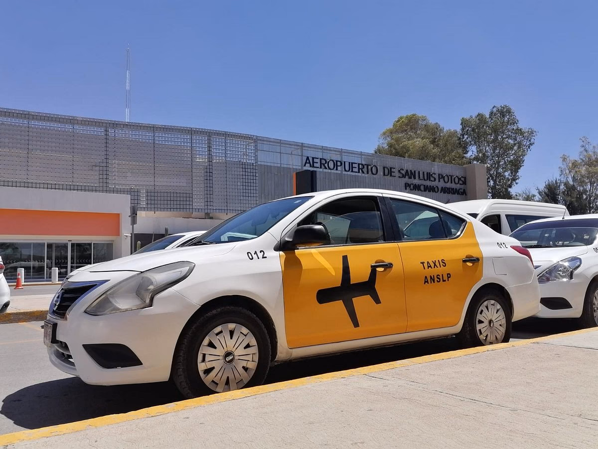 Why should you choose 5 Star Taxis in Redditch?