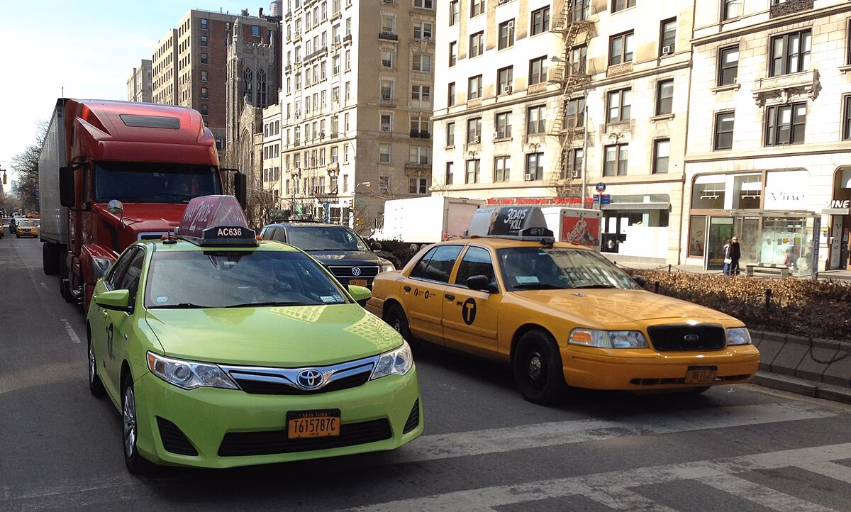 Who is streamline taxis York?