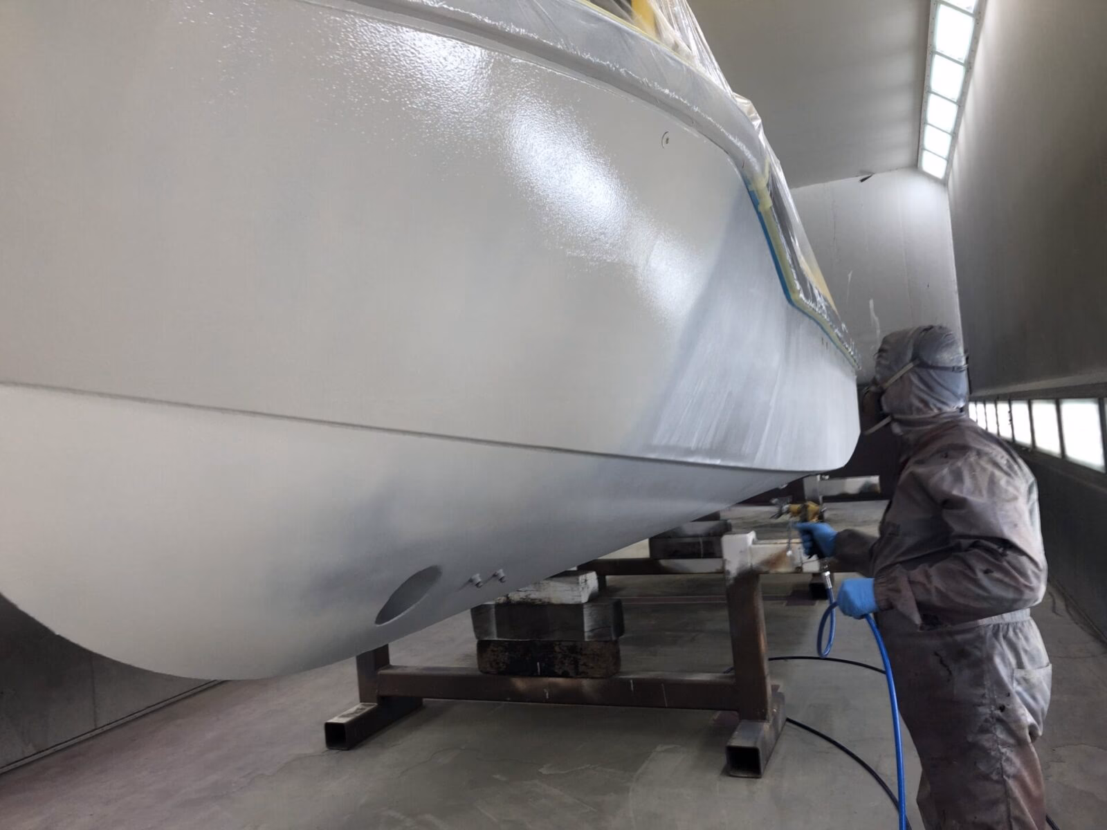 Do Hull City Taxis pick up the phone?