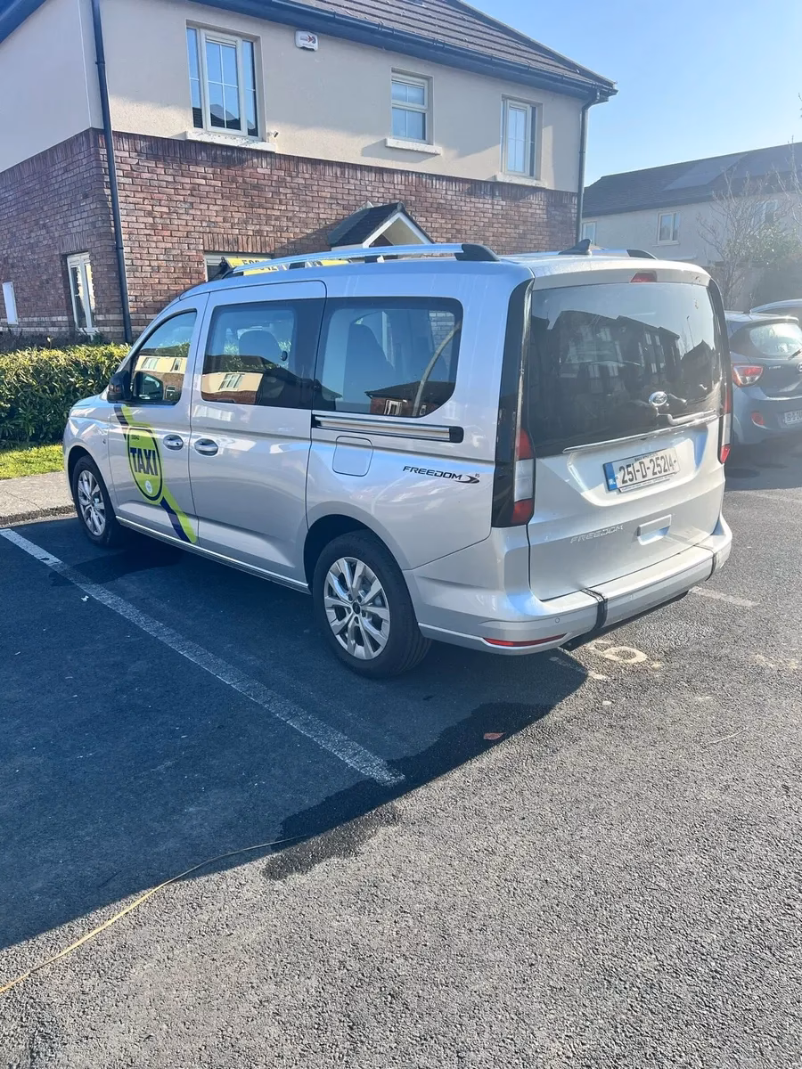 Do you offer a wheelchair accessible taxi service in Dublin?