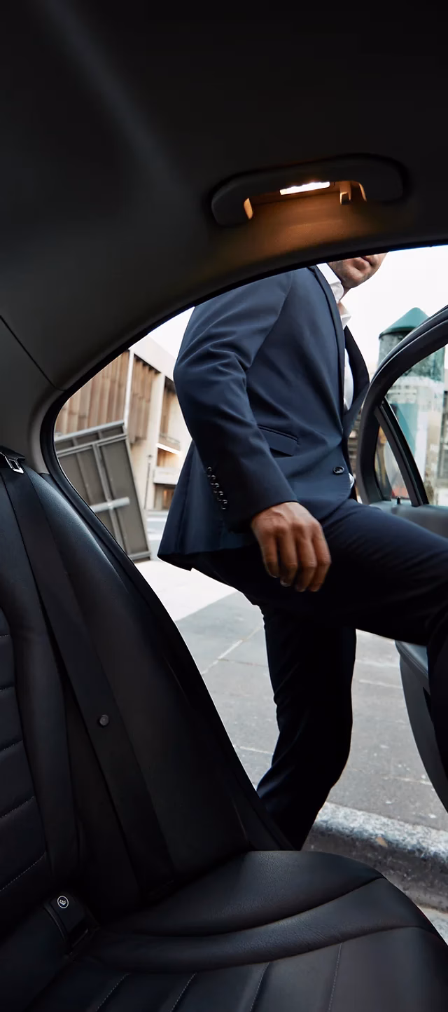 Who is A2B Inverness taxis?