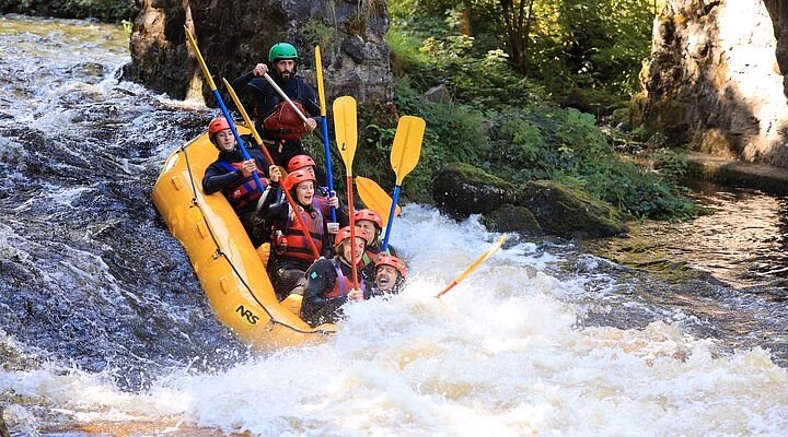 Why should you choose a local taxi service?