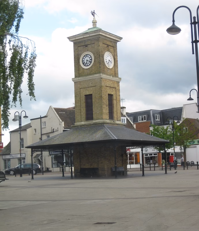 What is Triple AAA Hoddesdon?