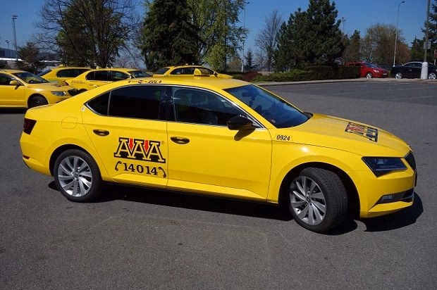 Are taxis a reliable option in Prague?