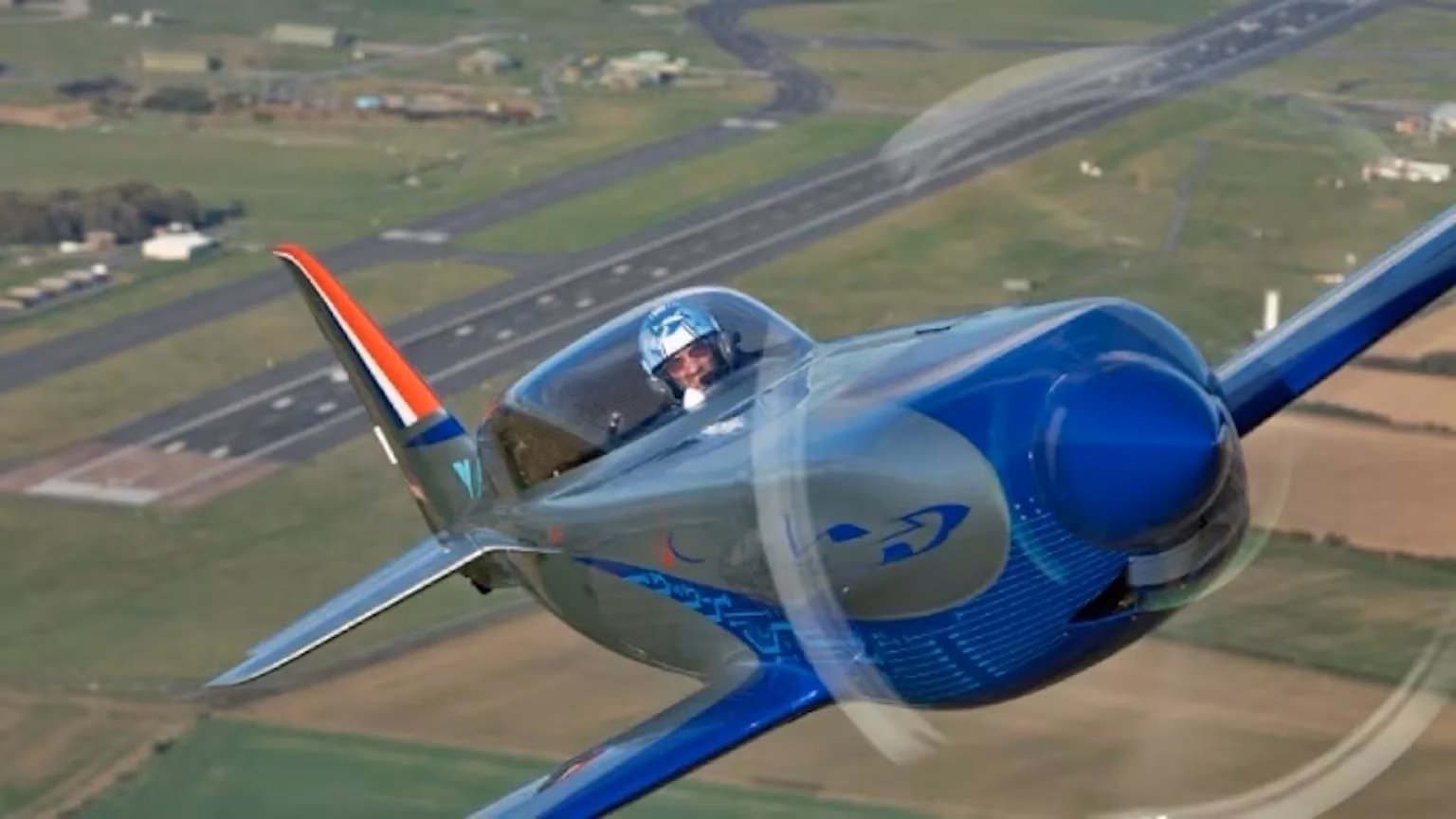 What is the price for a two-night stay with Rolls-Royce taxi service?