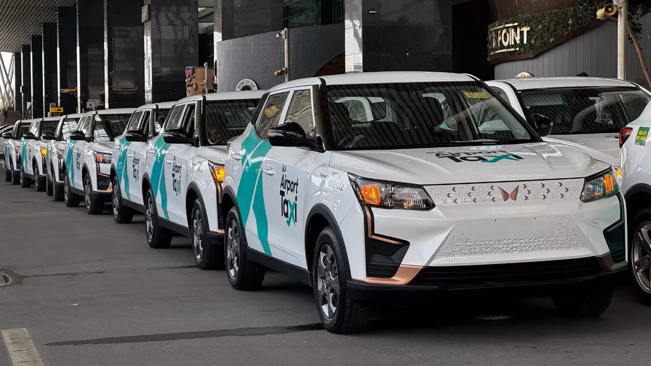 Where is EV service counter located at Suvarnabhumi Airport?