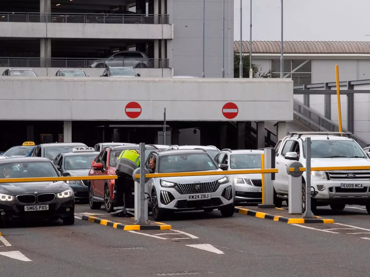 Where can I find the cheapest airport parking?