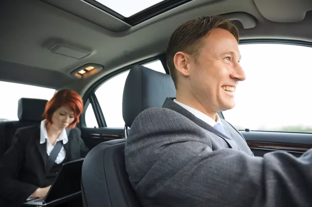 Who are Eastleigh Airport transfer services?