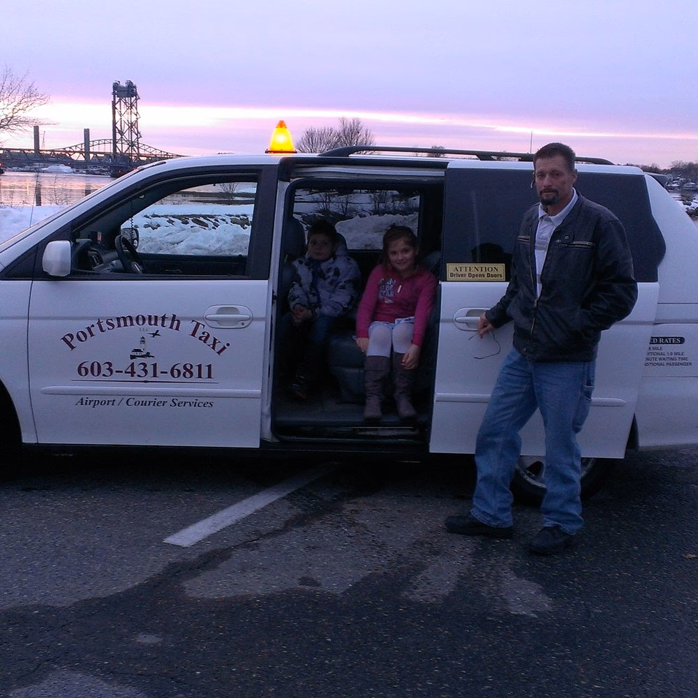 How much is a taxi from Portsmouth to Heathrow?