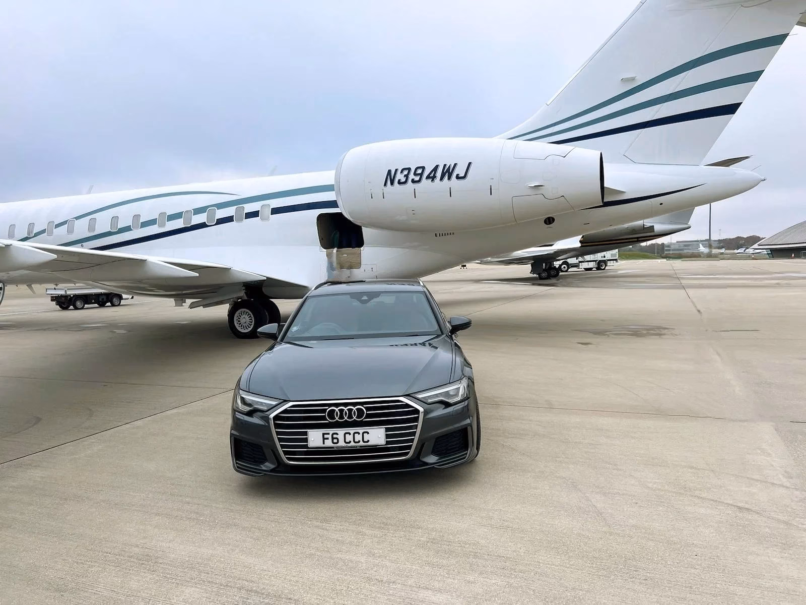 How many passengers can a taxi take from Southampton to Heathrow?