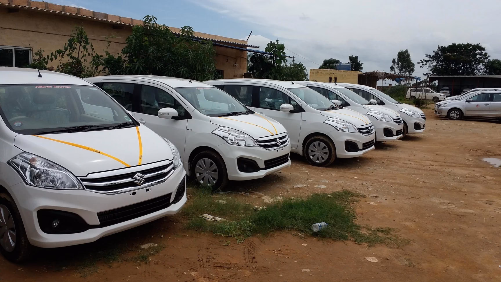 Is Akbar Travels a scam?