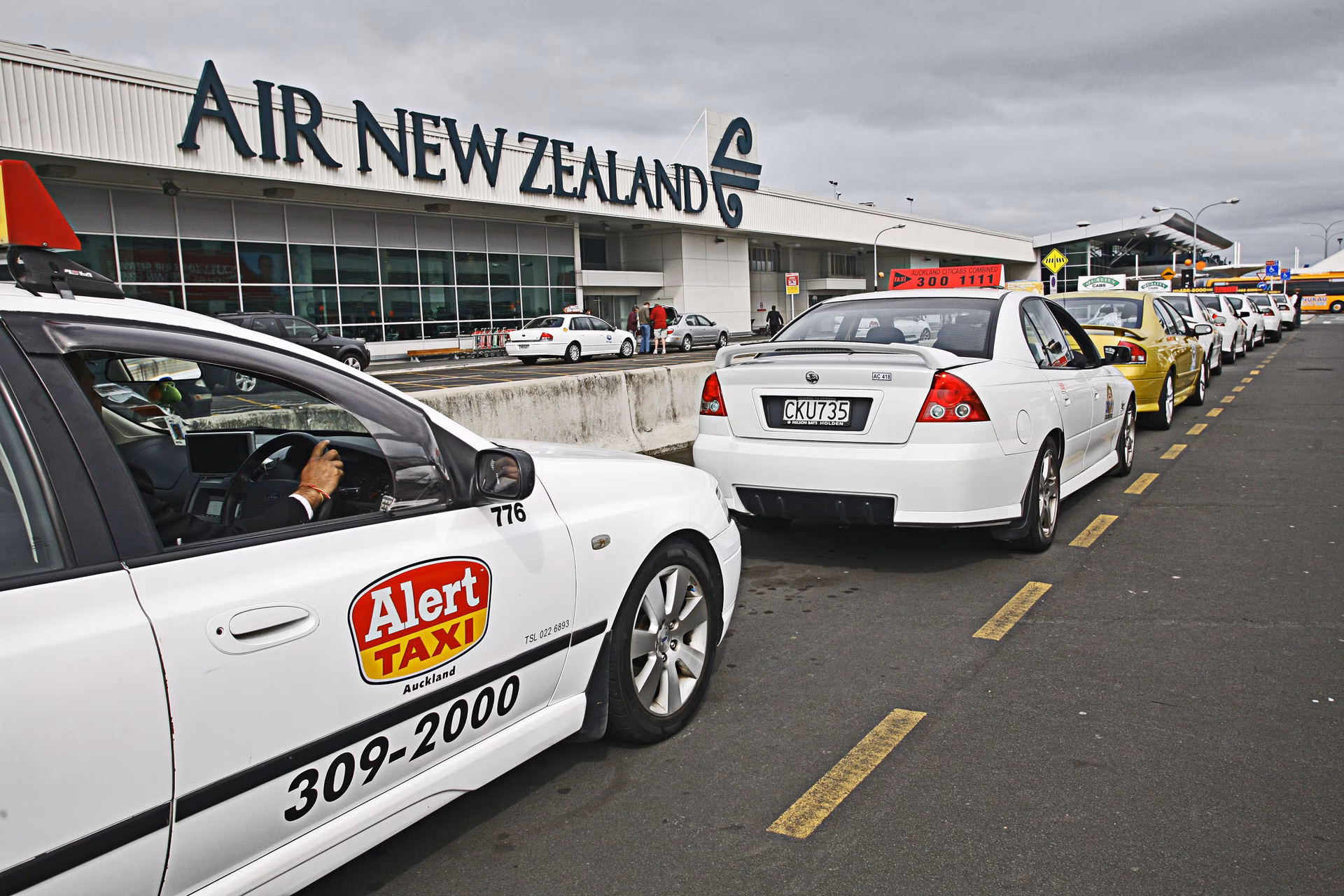 Are London airport taxi services free?