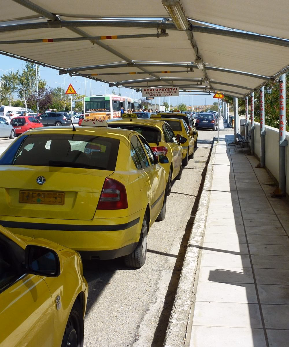 How do I get to Alexandroupolis airport?