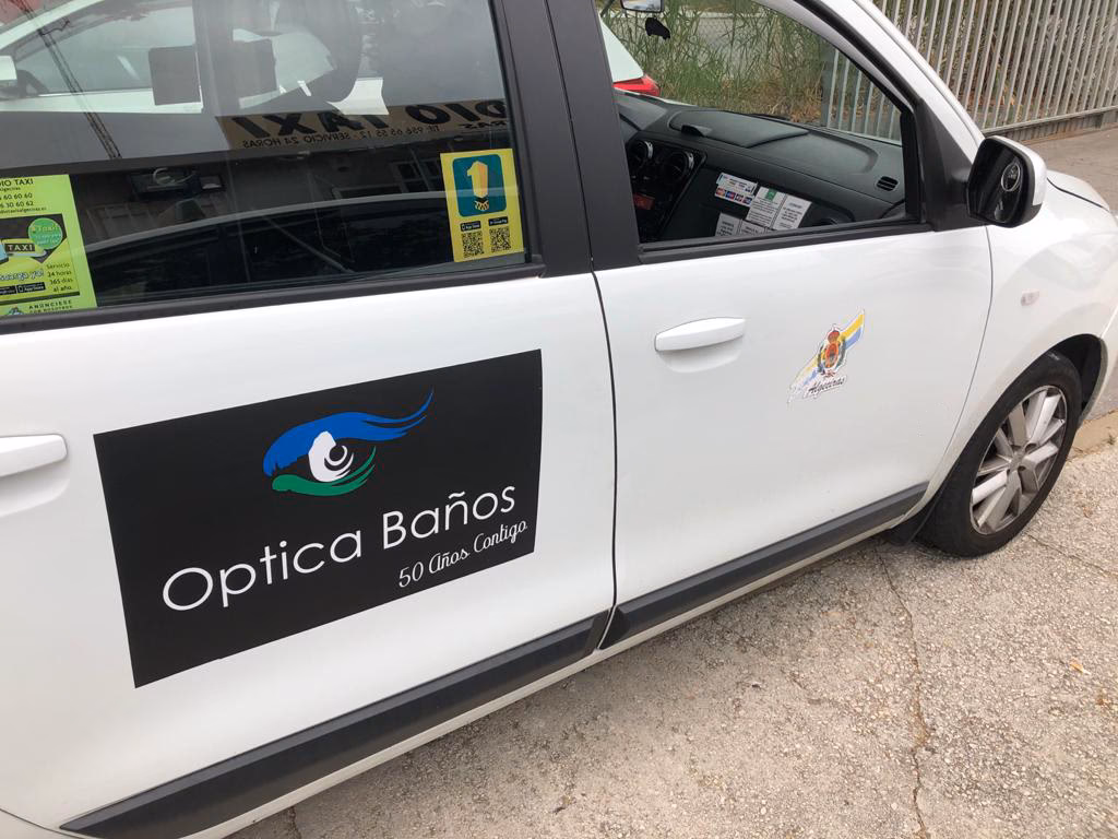 ¿Cómo hacer una reserva anticipada en Radio Taxi Algeciras?