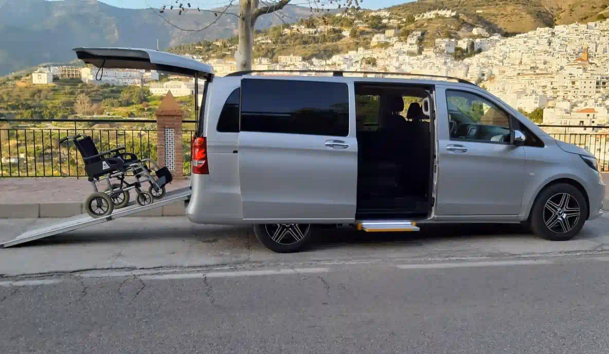 How to get from Tarifa to Algeciras?