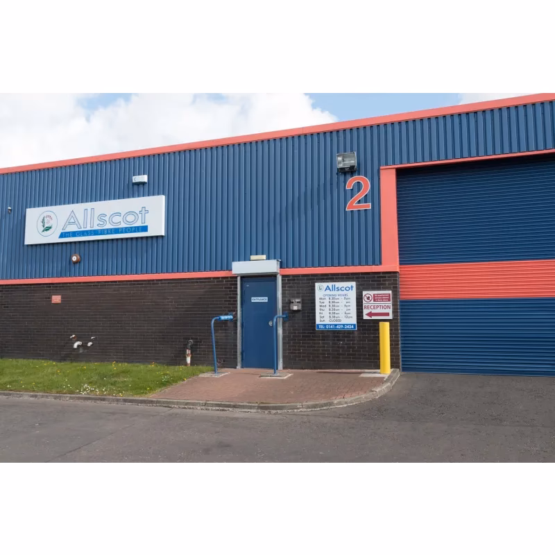 How do I get a taxi from Ascot to London?