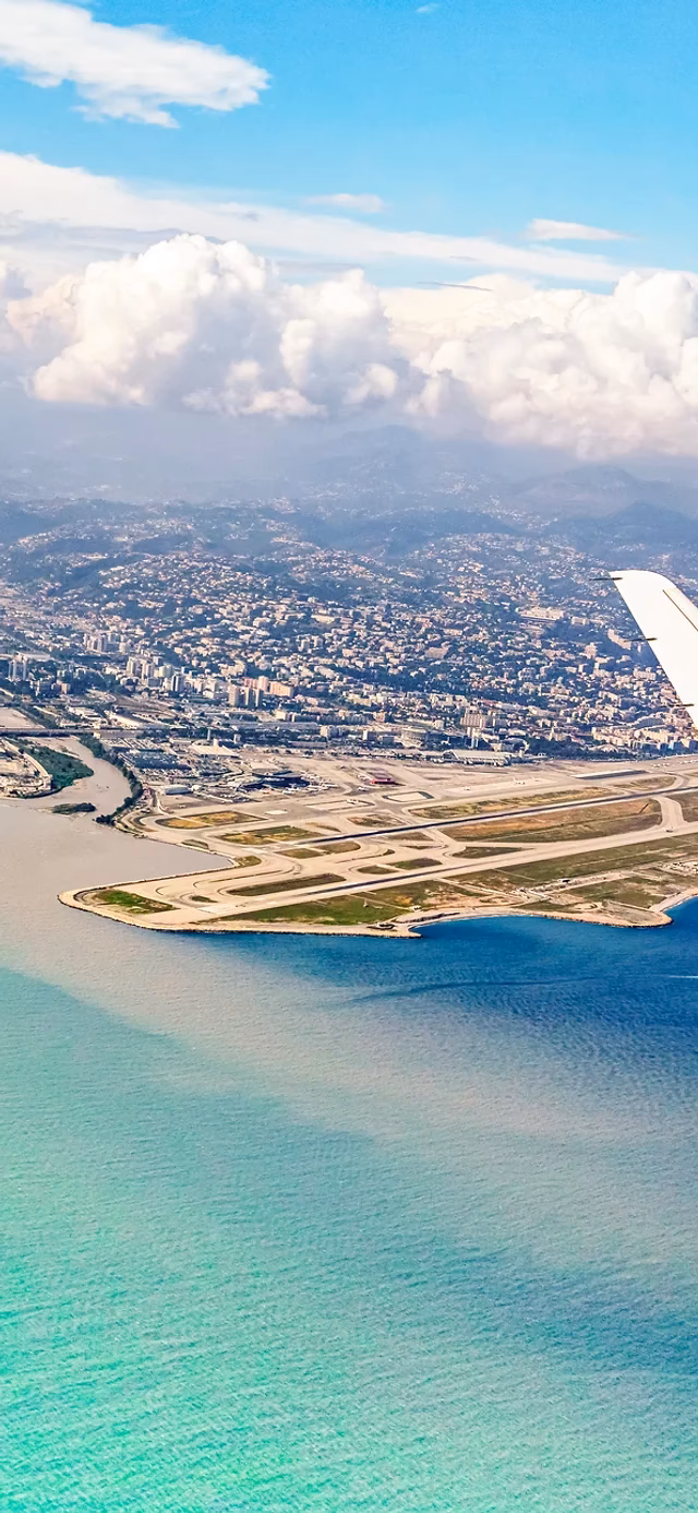 What services does a taxi offer?