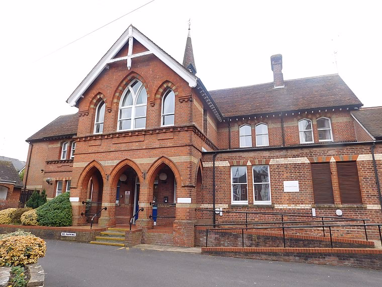 What is Alton taxi service?