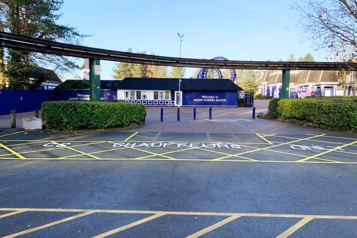 How to get to Alton Towers?