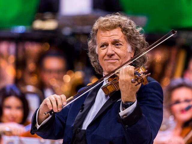 How can I sign up for the André Rieu newsletter?