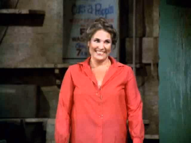 Can I pre-book a taxi with Angela's taxis?