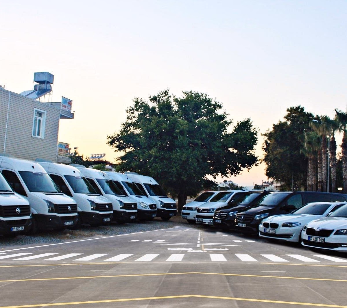 How do I stop a taxi from Antalya Airport (Ayt)?