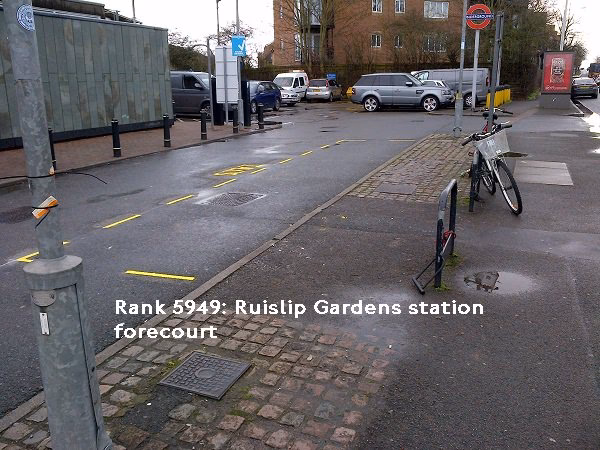 Where can I find free WiFi around West Ruislip station?