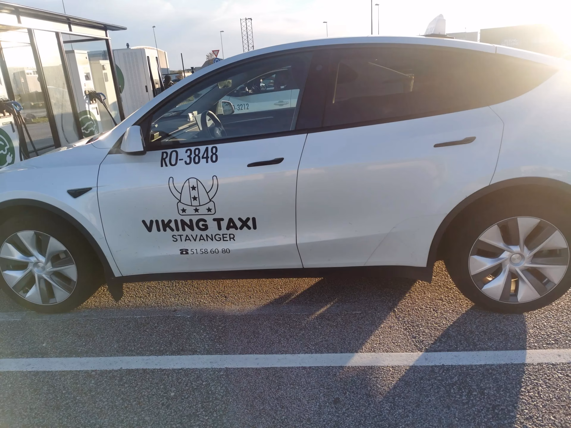 How to get from Stavanger Airport to Sola?