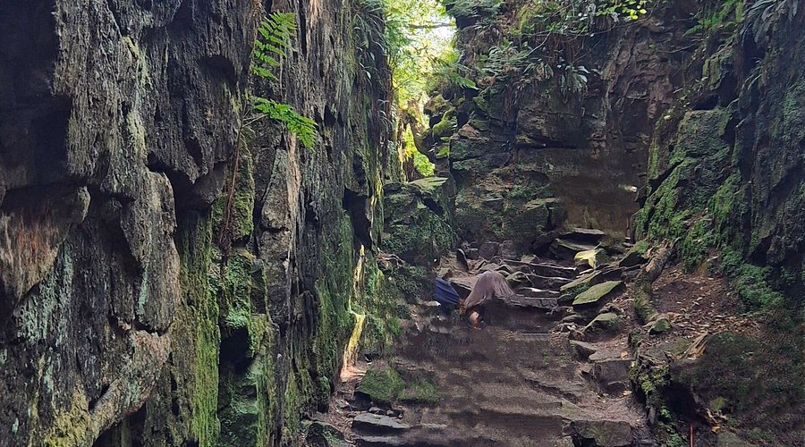 Where should I Park if I'm visiting Lud's church?