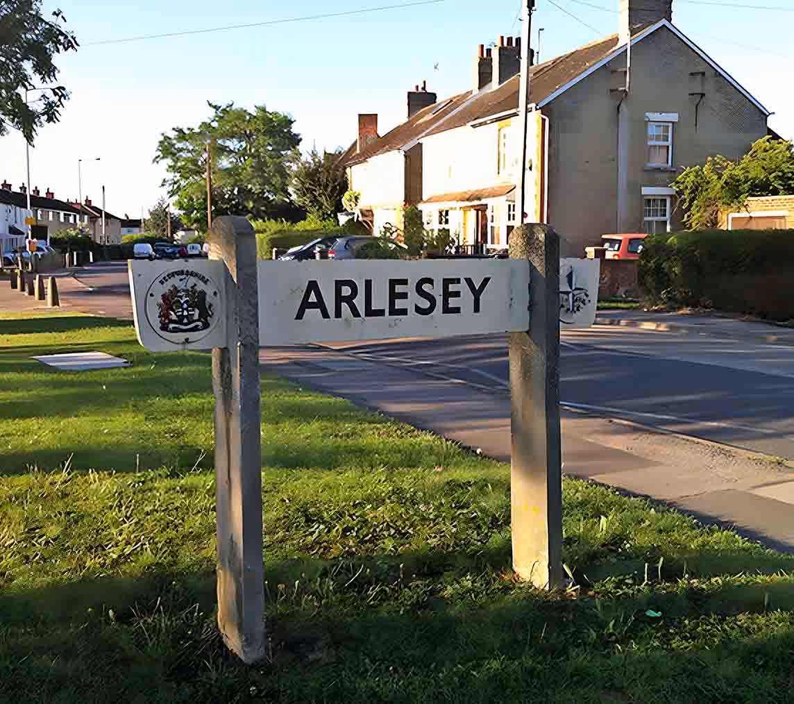 Do you offer a taxi service in Fairfield Park?