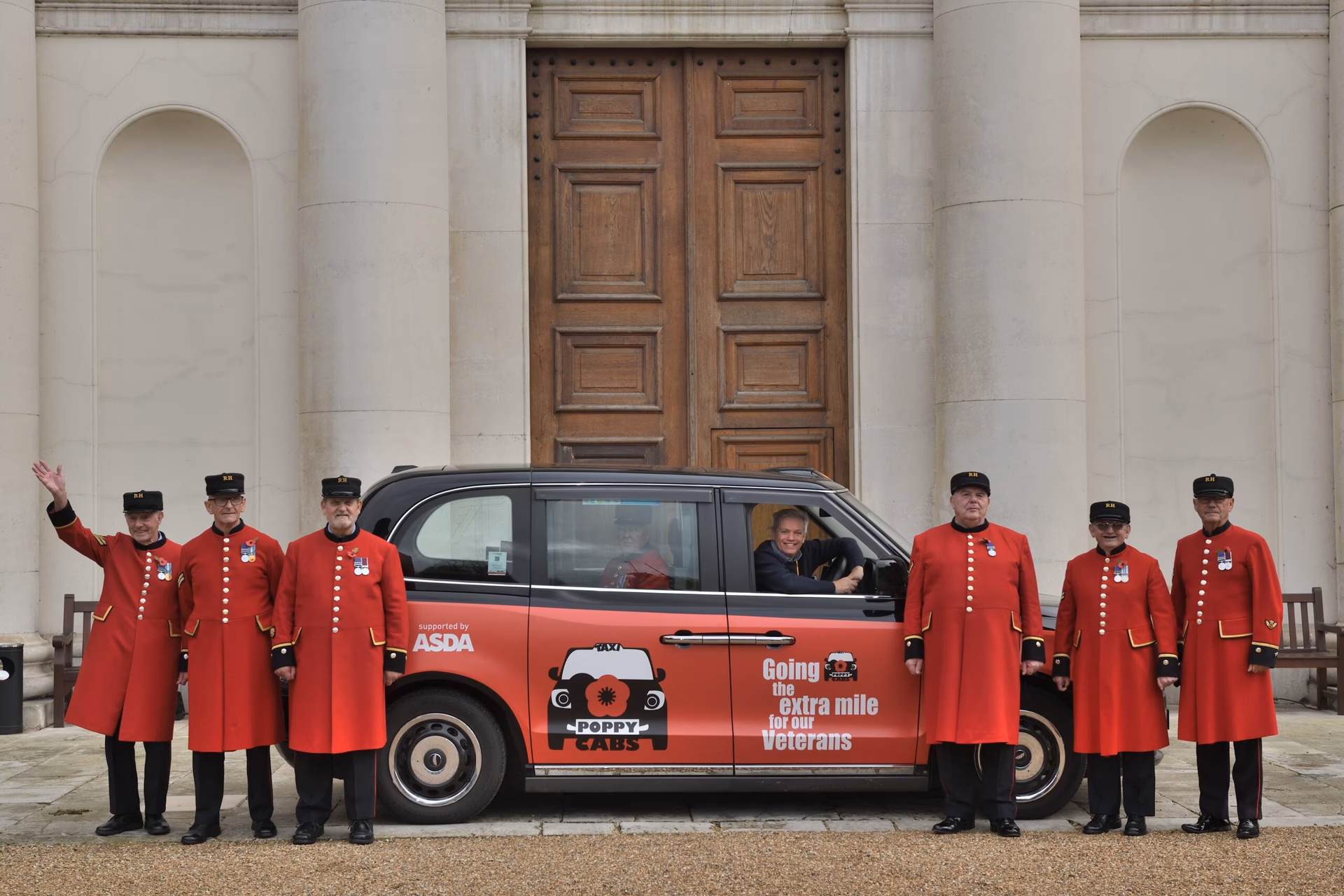 What's the difference between Asda and Tesco in 2025?