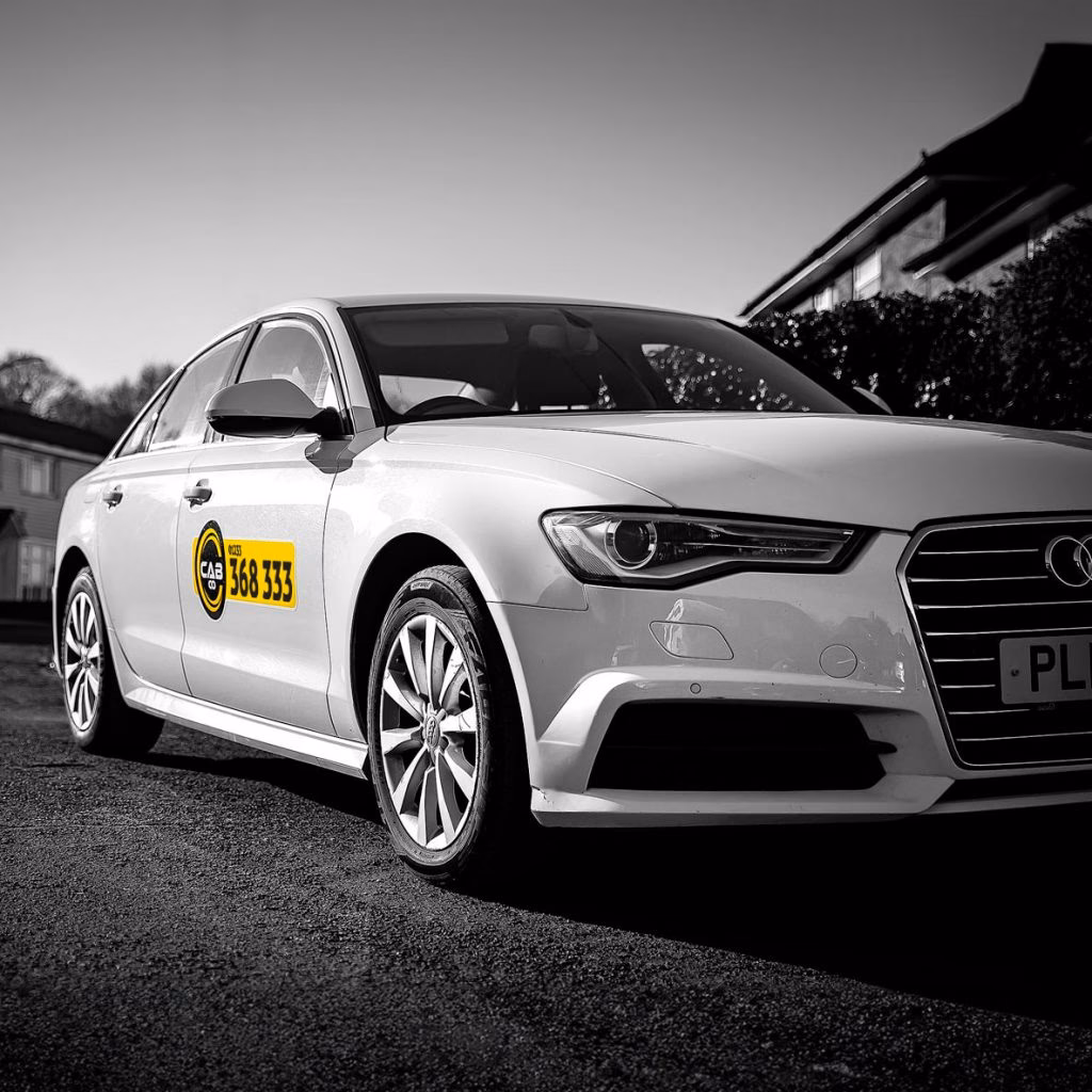 Can I take a suitcase on the Ashford London Gatwick Airport Bus?