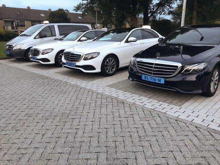 How do I Reserve a ride at Atlantis Hotel?