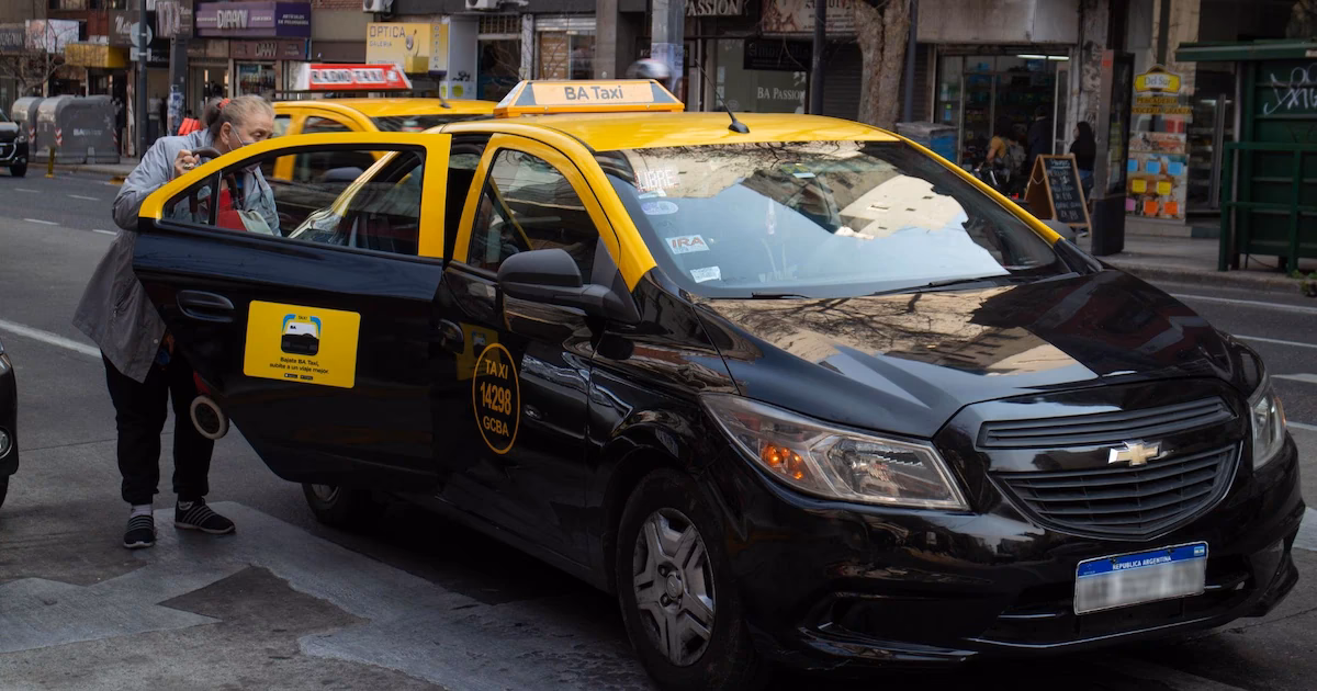 ¿Cómo subir a un taxi?