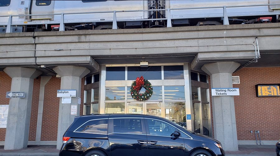 What are people saying about taxis near Babylon?