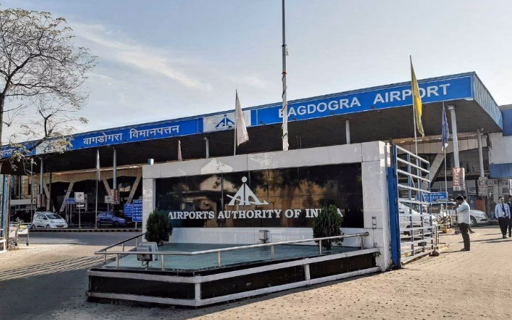 How much is Bagdogra to Kalimpong taxi fare?