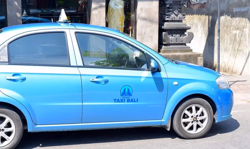 How reliable is a taxi service in Bali?