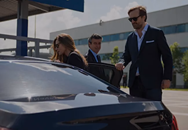 How does a taxi fare calculator work in Banbury?