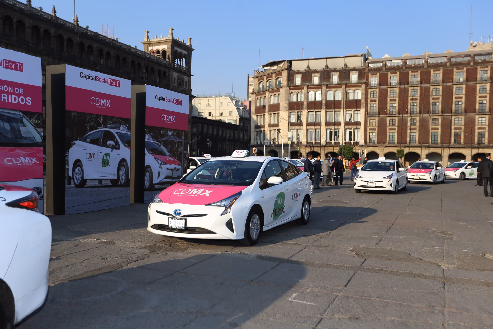 ¿Qué es la bajada de bandera en taxi?