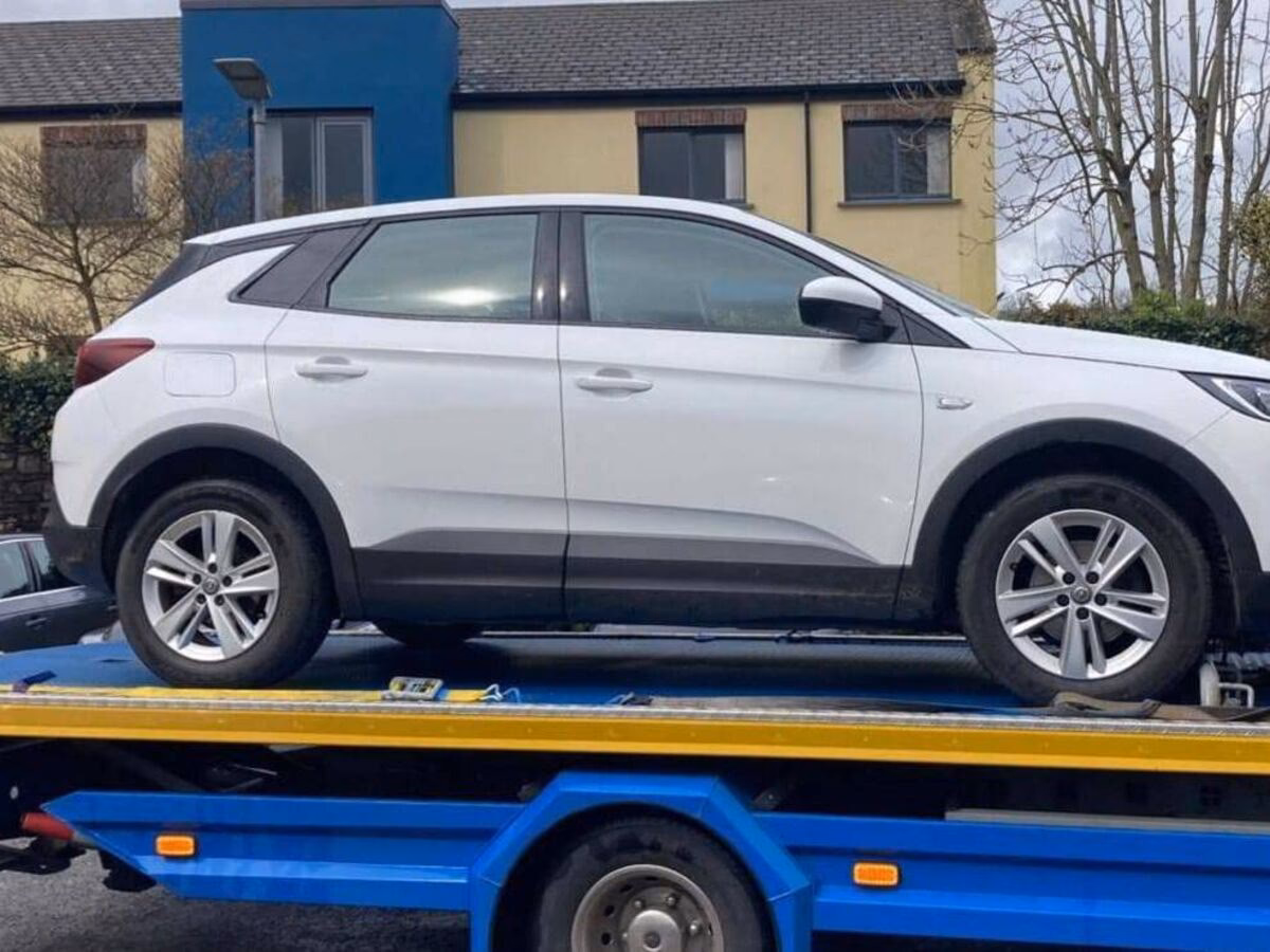 Is there a bus from Bandon to Cork City?