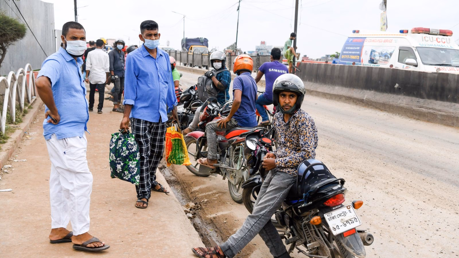 Who makes Honda two wheelers in Bangladesh?