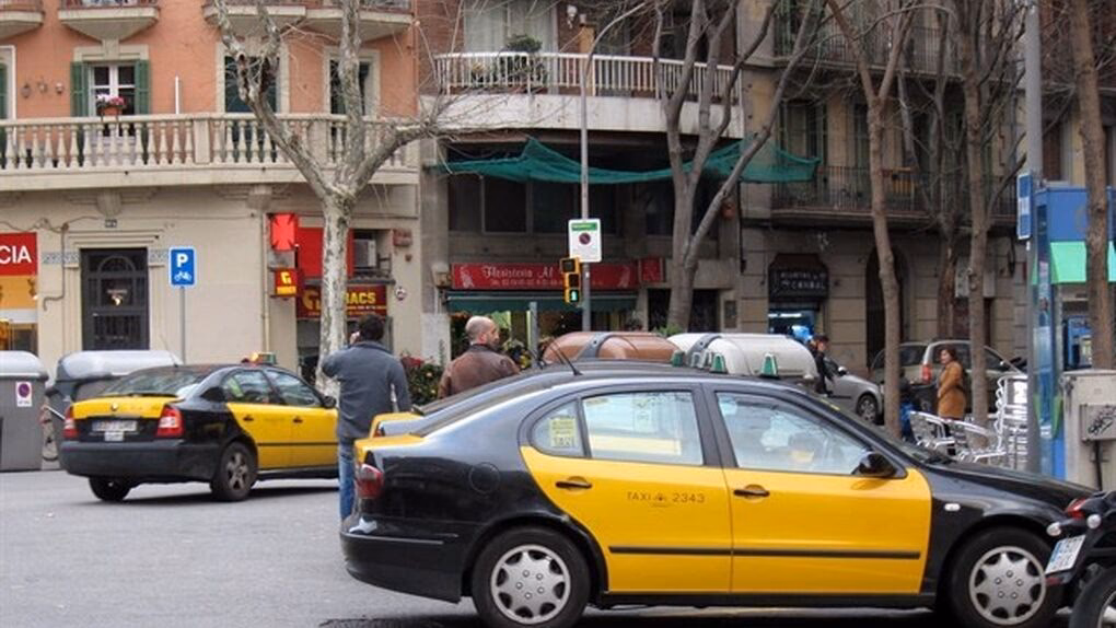 Are taxi fares available in Barcelona?