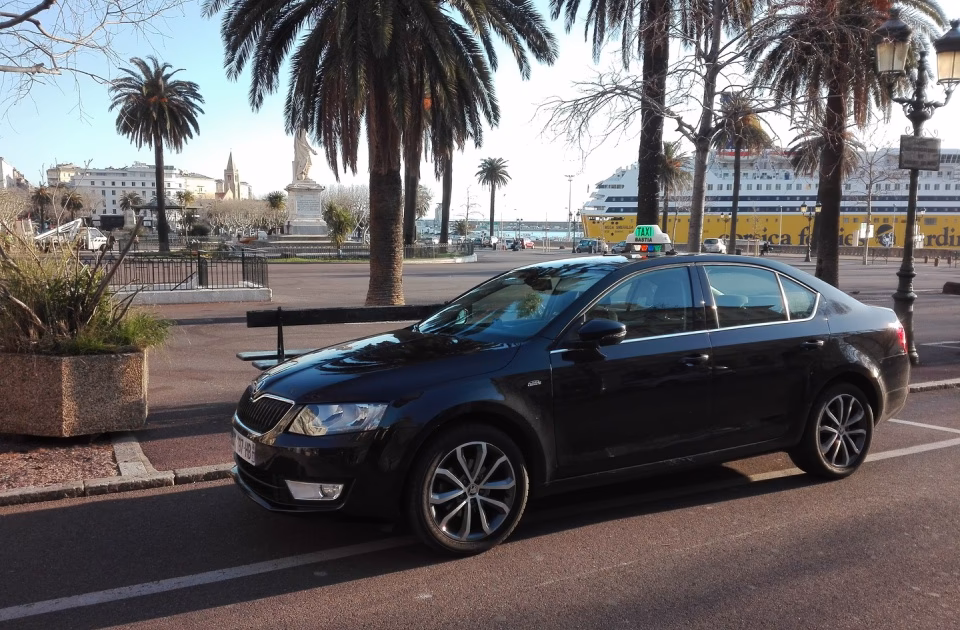 Comment réserver un taxi à l’aéroport Bastia Poretta ?