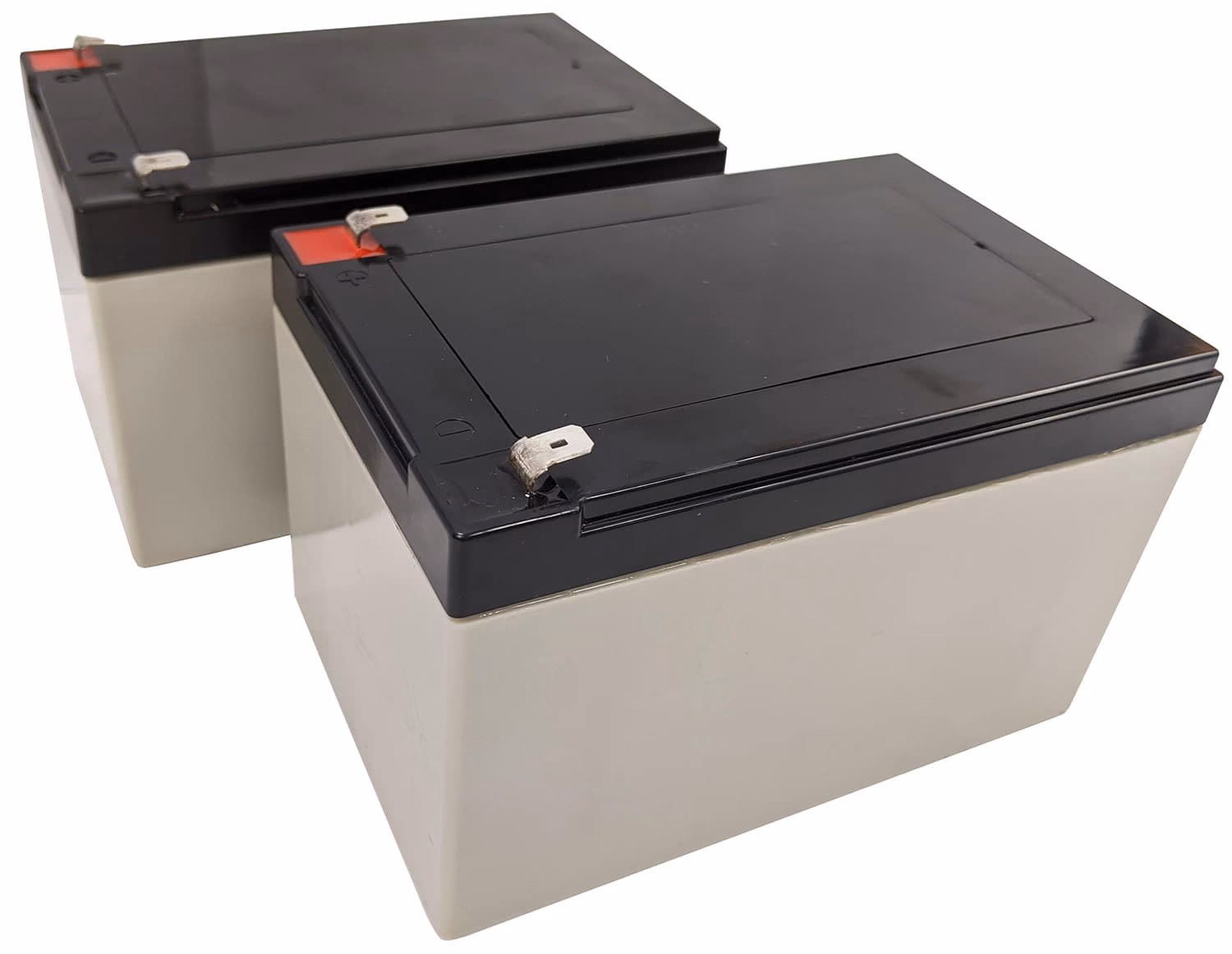 Do Rascal scooters have a battery charging port?